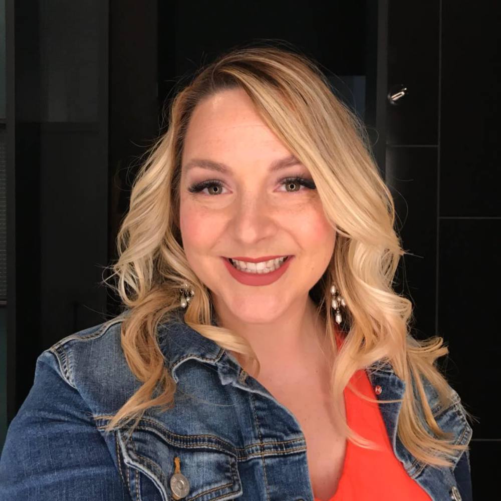 Meet your Posher, Lauren